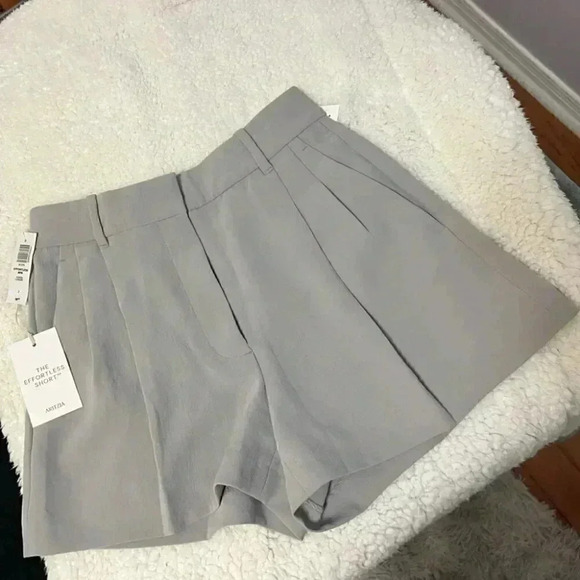Artizia Effortless Shorts in Size  2 - Picture 2 of 5